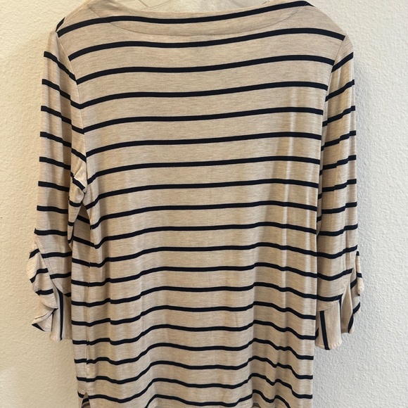 CHICO'S BOATNECK TOP WITH 3/4 RUFFLE SLEEVES - SIZE 0 - Picture 3 of 5